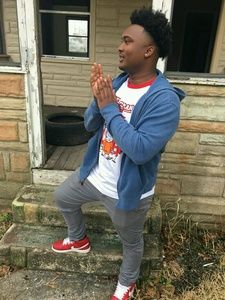 Meet your Posher, Charles